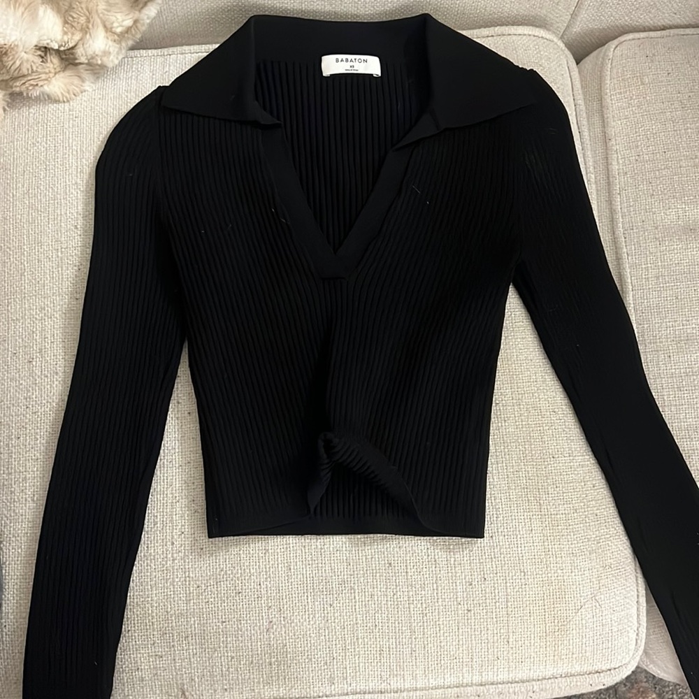 Babaton size XS black top